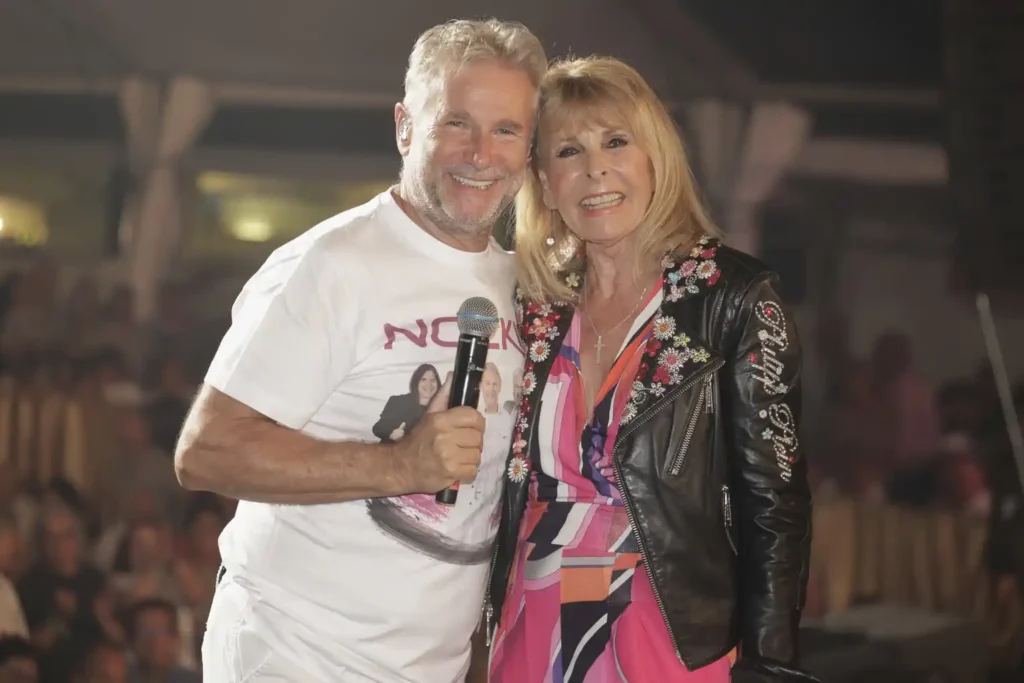 Gottfried Würcher gemeinsam mit einem musikalischen Gast beim Nockisfest 2026